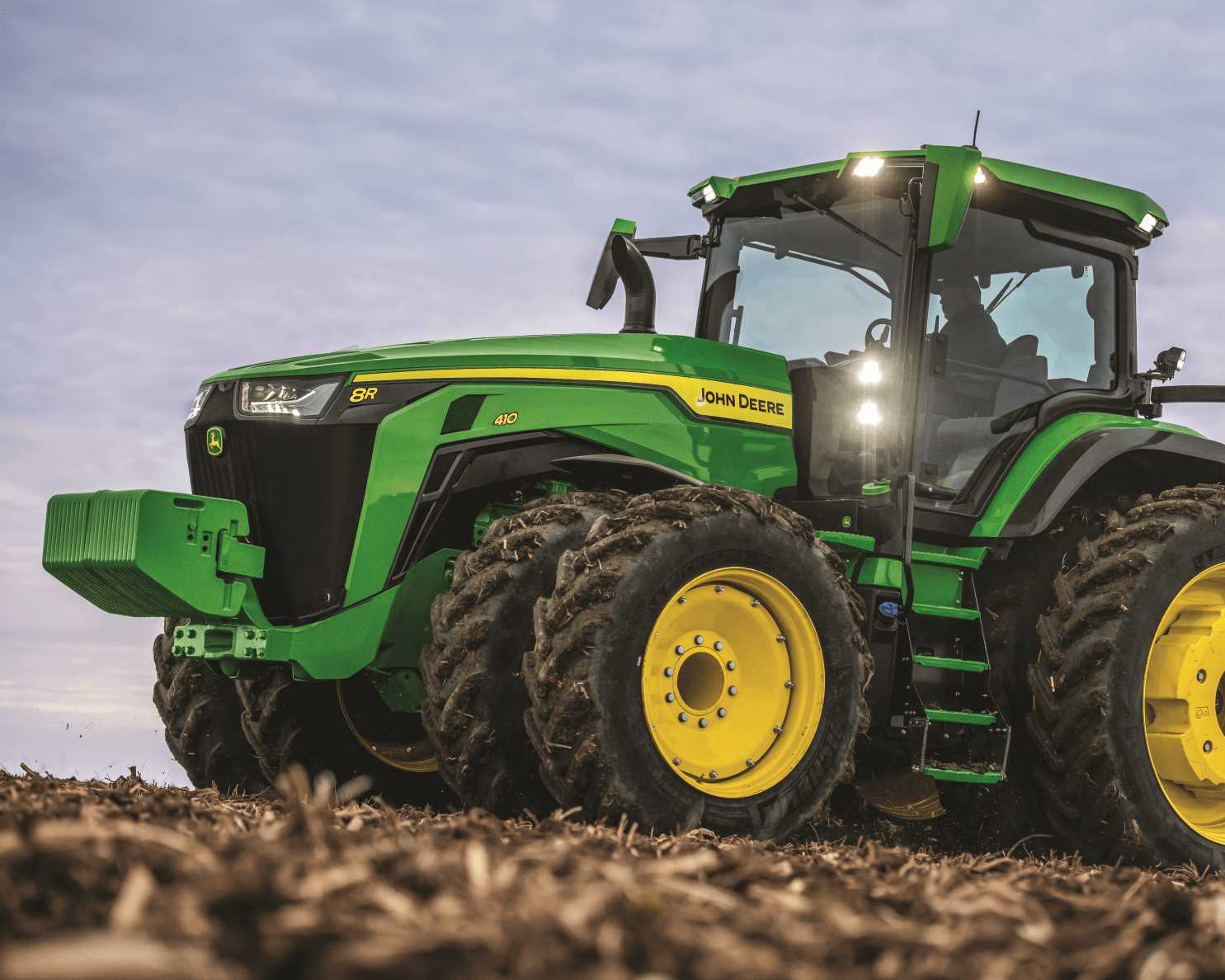 8-Series-Row-Crop-Tractors