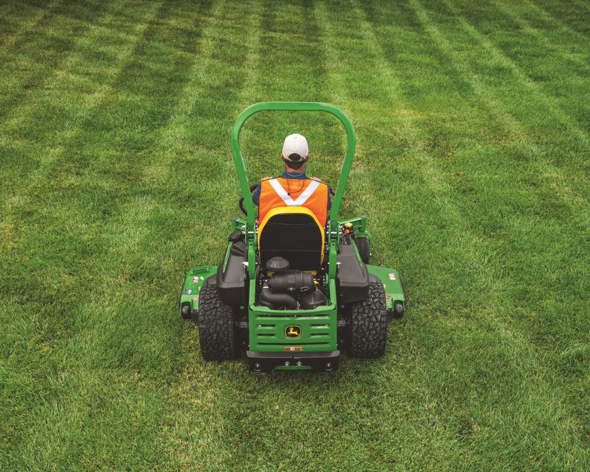 ZTrak-Commercial-Mowers