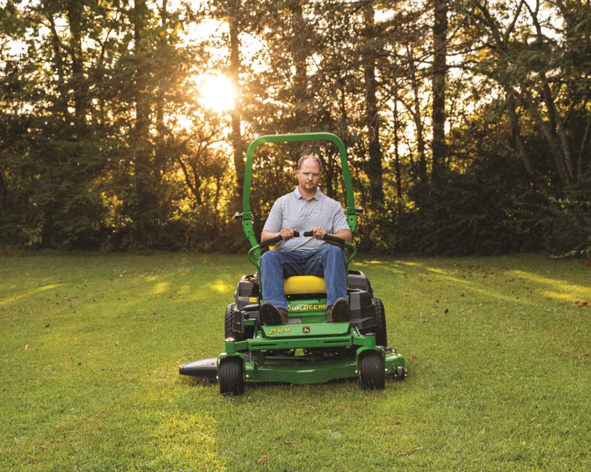 Zero-Turn-Mowers
